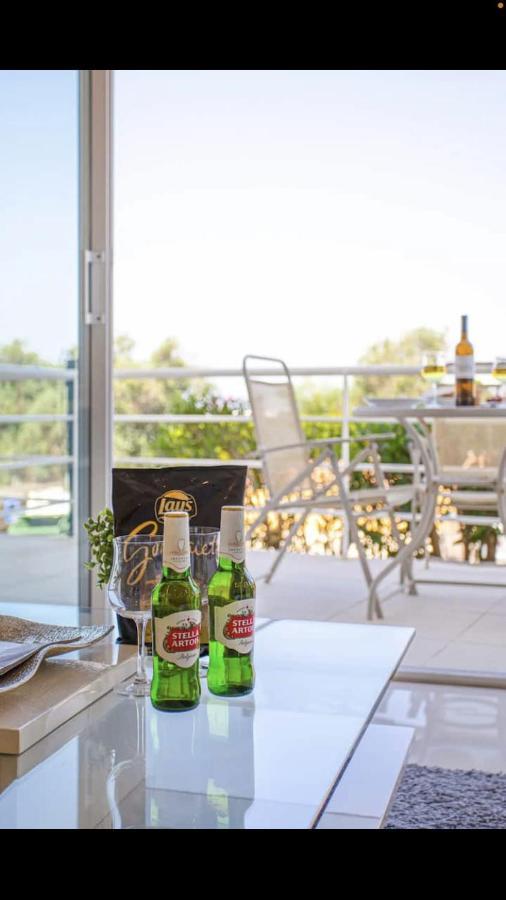 Luxury Holiday Home อัลบูเฟรา ภายนอก รูปภาพ