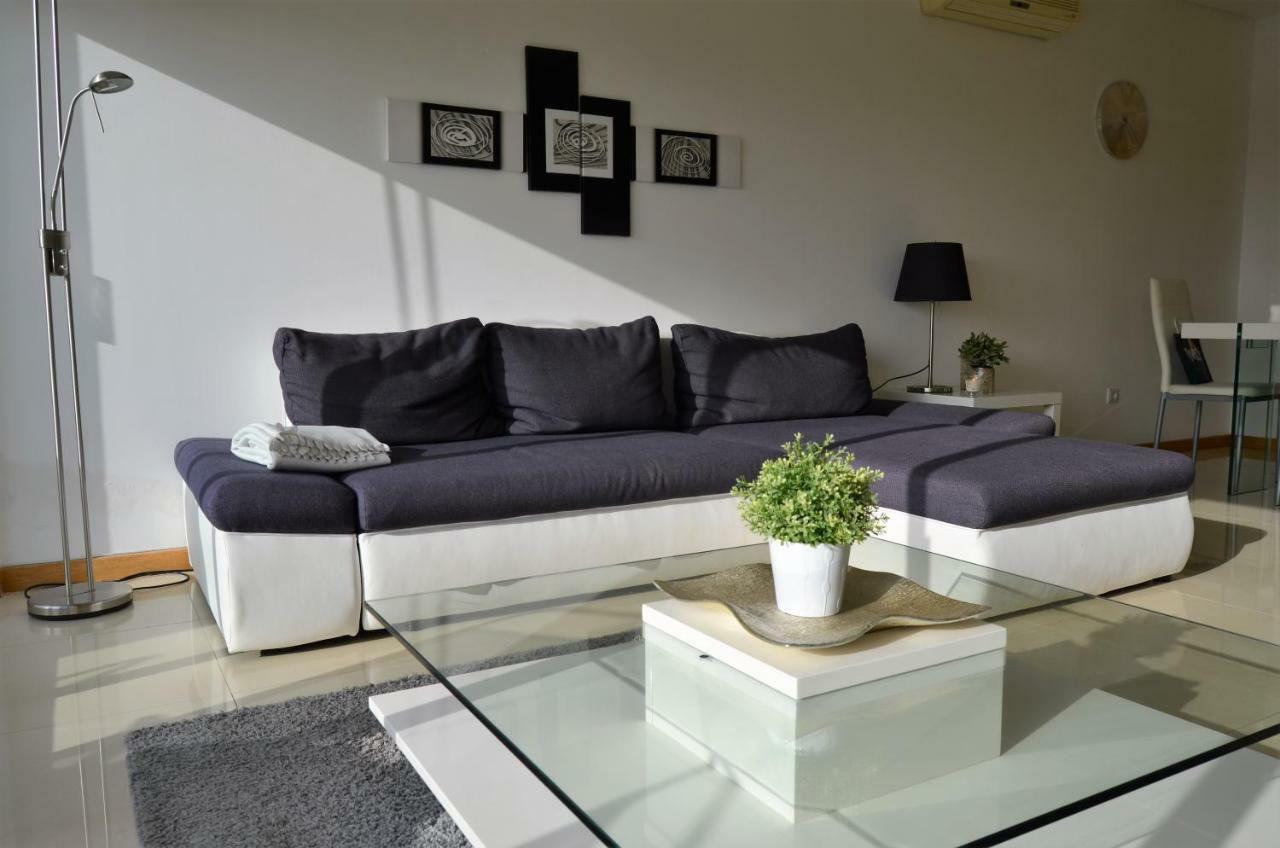 Luxury Holiday Home อัลบูเฟรา ภายนอก รูปภาพ