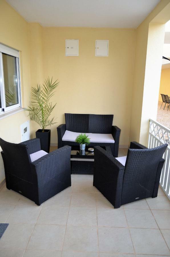 Luxury Holiday Home อัลบูเฟรา ภายนอก รูปภาพ